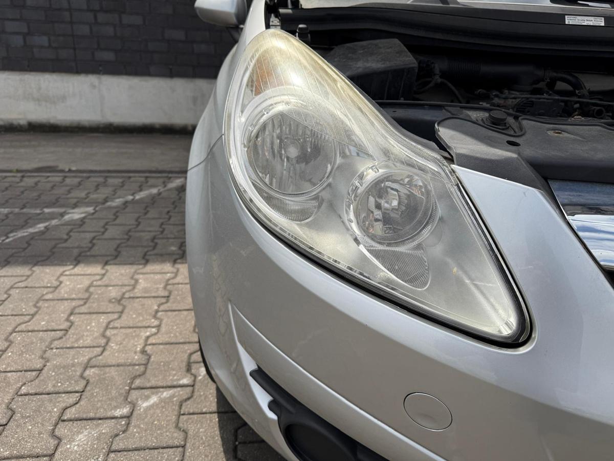 Opel Corsa D original Scheinwerfer rechts Halogen 93189358 BJ08